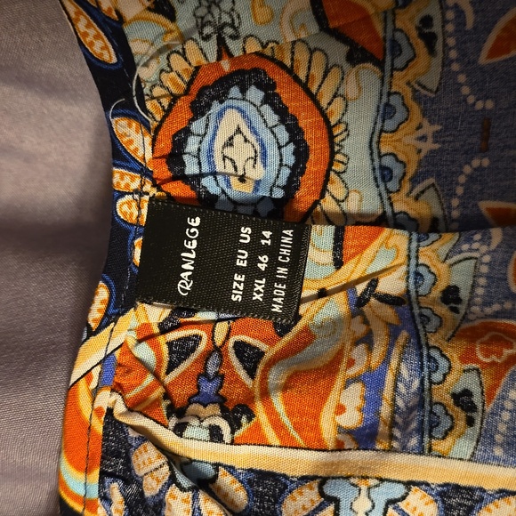 Short Sleeved Colorful Top - Picture 3 of 5